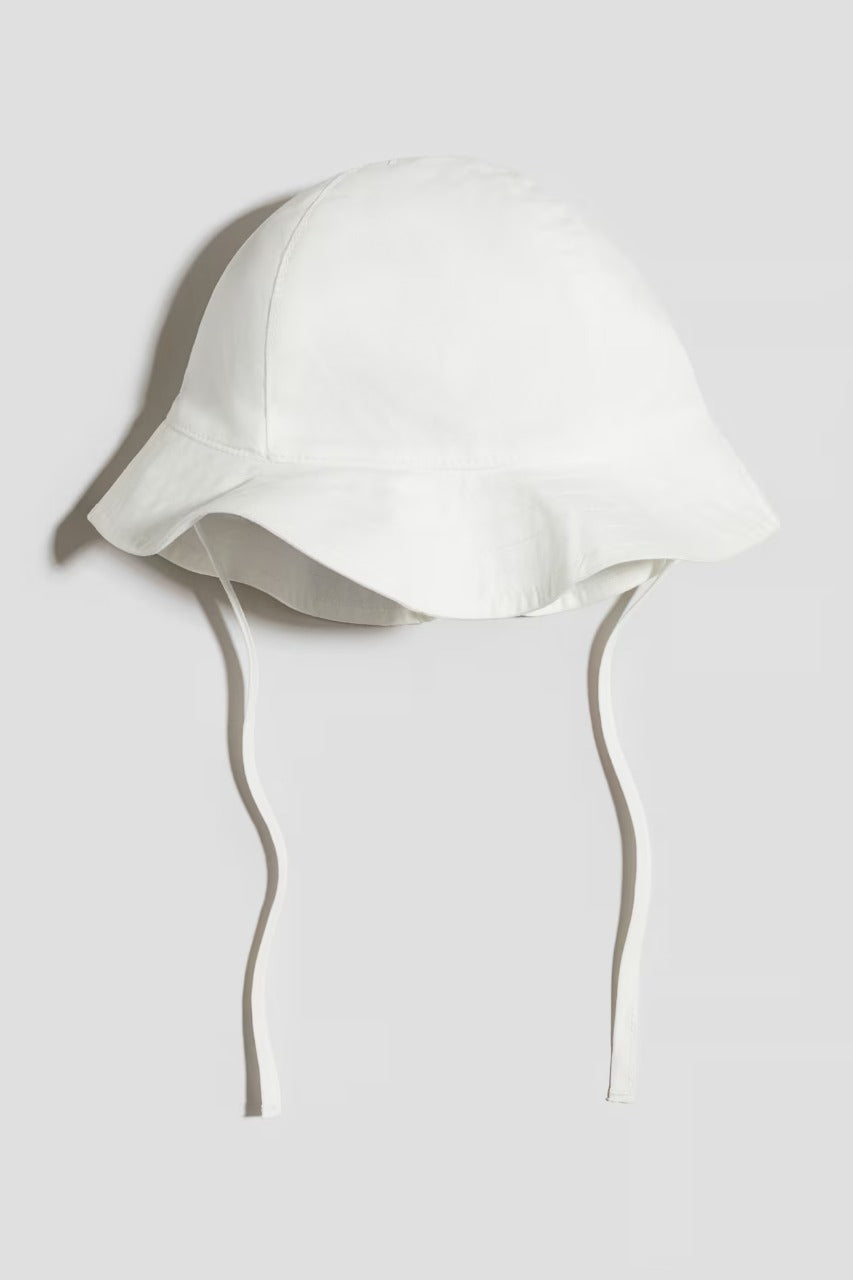 Sombrero blanco bebe niña H&M 1201013