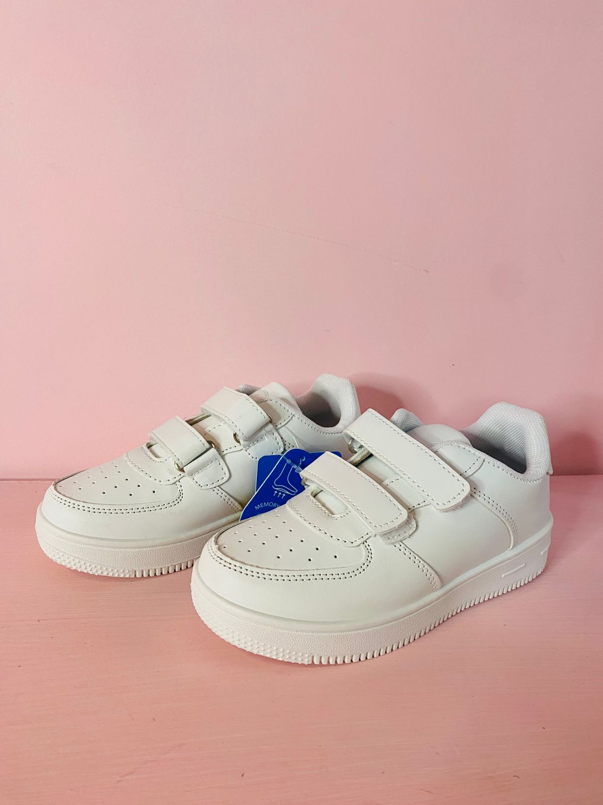 tenis blanco escolar para niños 572-1442390