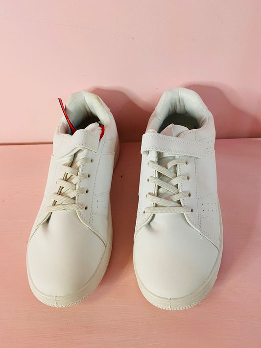 Tenis deportivos blancos 573-1403594