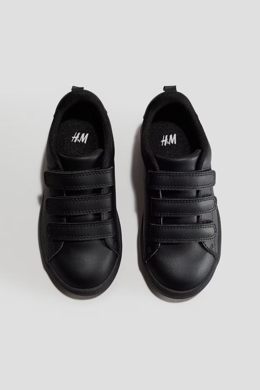 Tenis negro bebe niño H&M 1167380