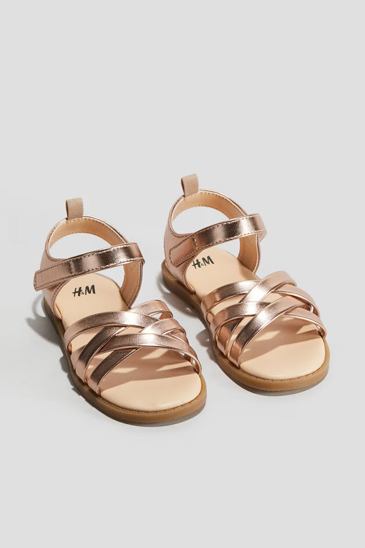 Sandalias H&M doradas niña