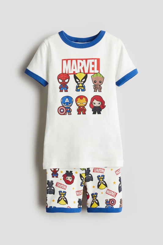 Set 2 piezas marvel  H&M niño