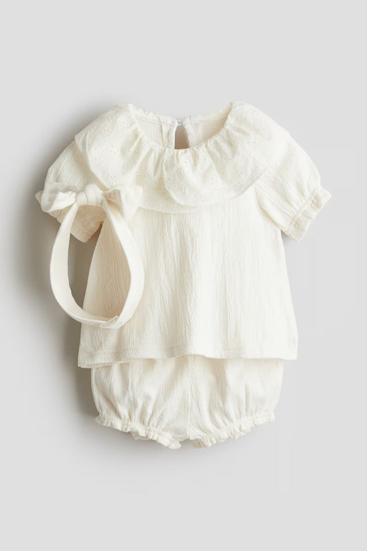 Set 3 piezas niña camisa blanca short blanco bincha H&M