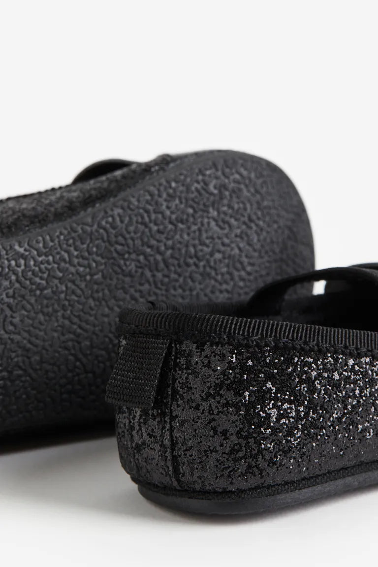 Zapatillas negras minnie H&M bebe niña