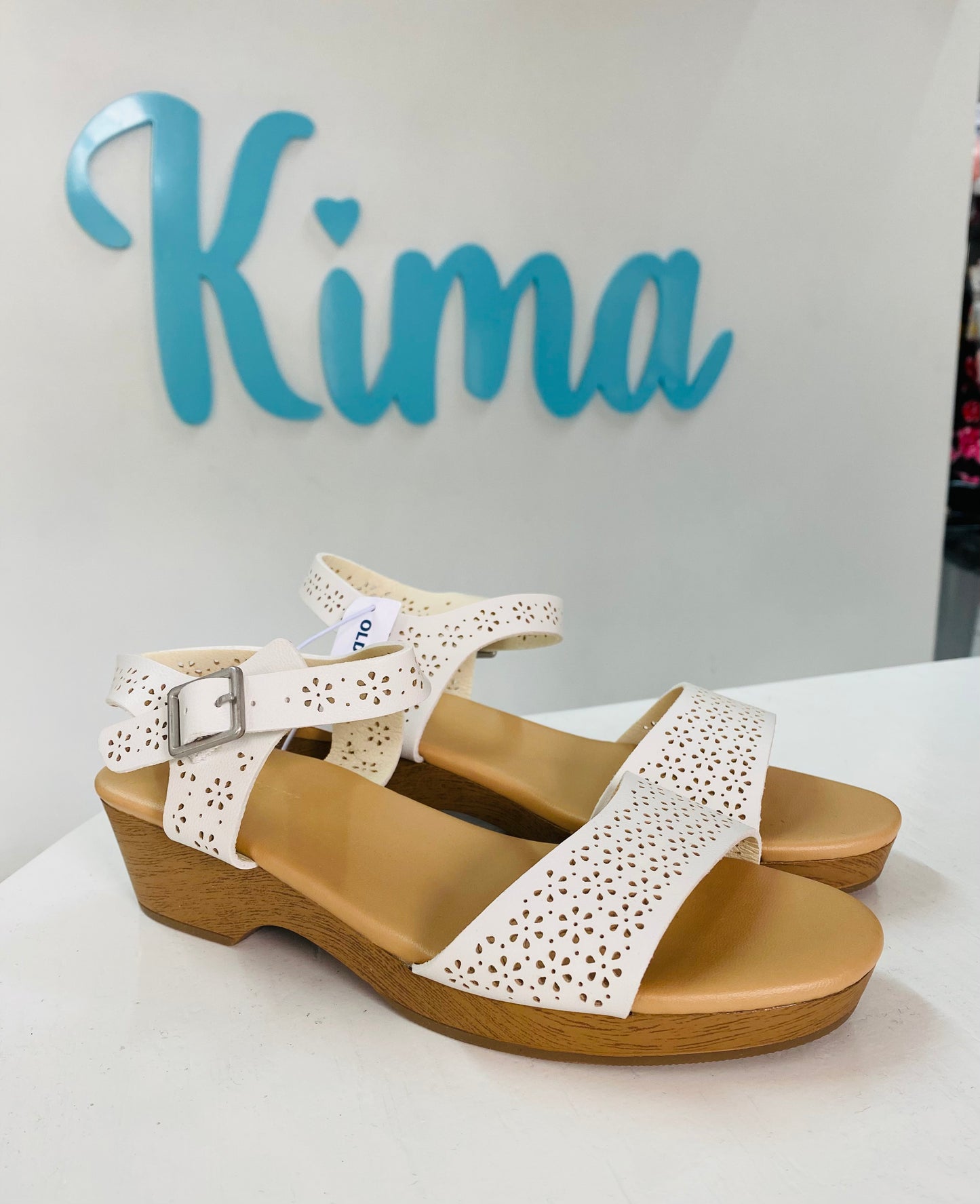 Sandalias blanca tacon Old navy