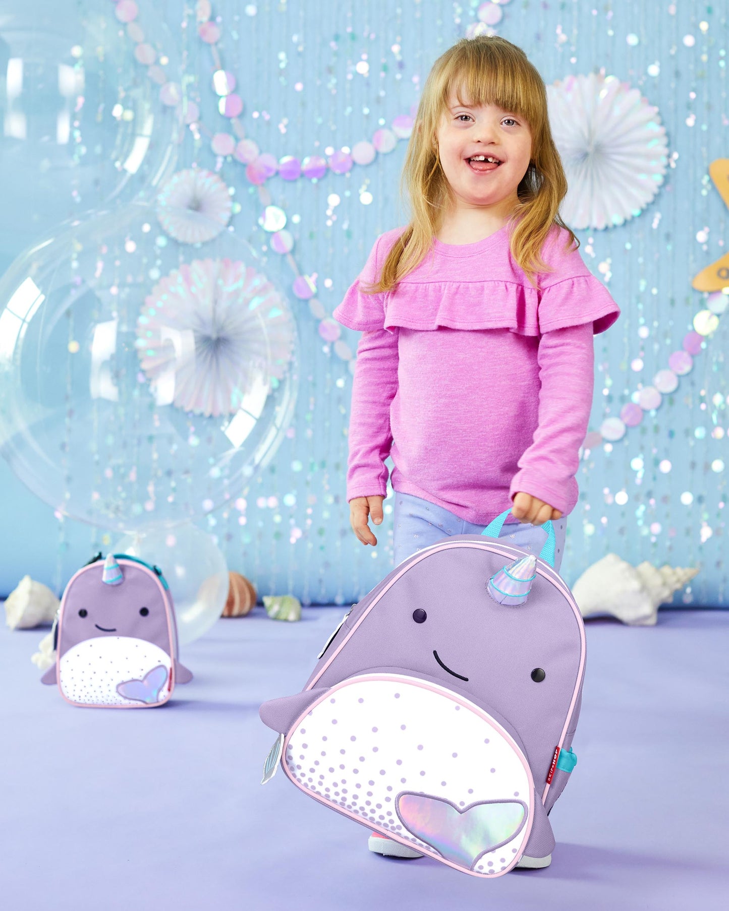 Mochila Skip hop niña delfín unicornio mediana