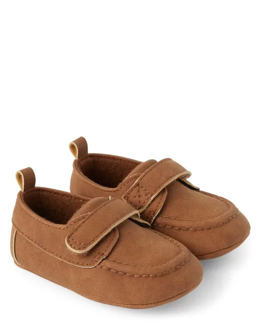 Zapato bebe niño cafe sneakers formal Gymboree