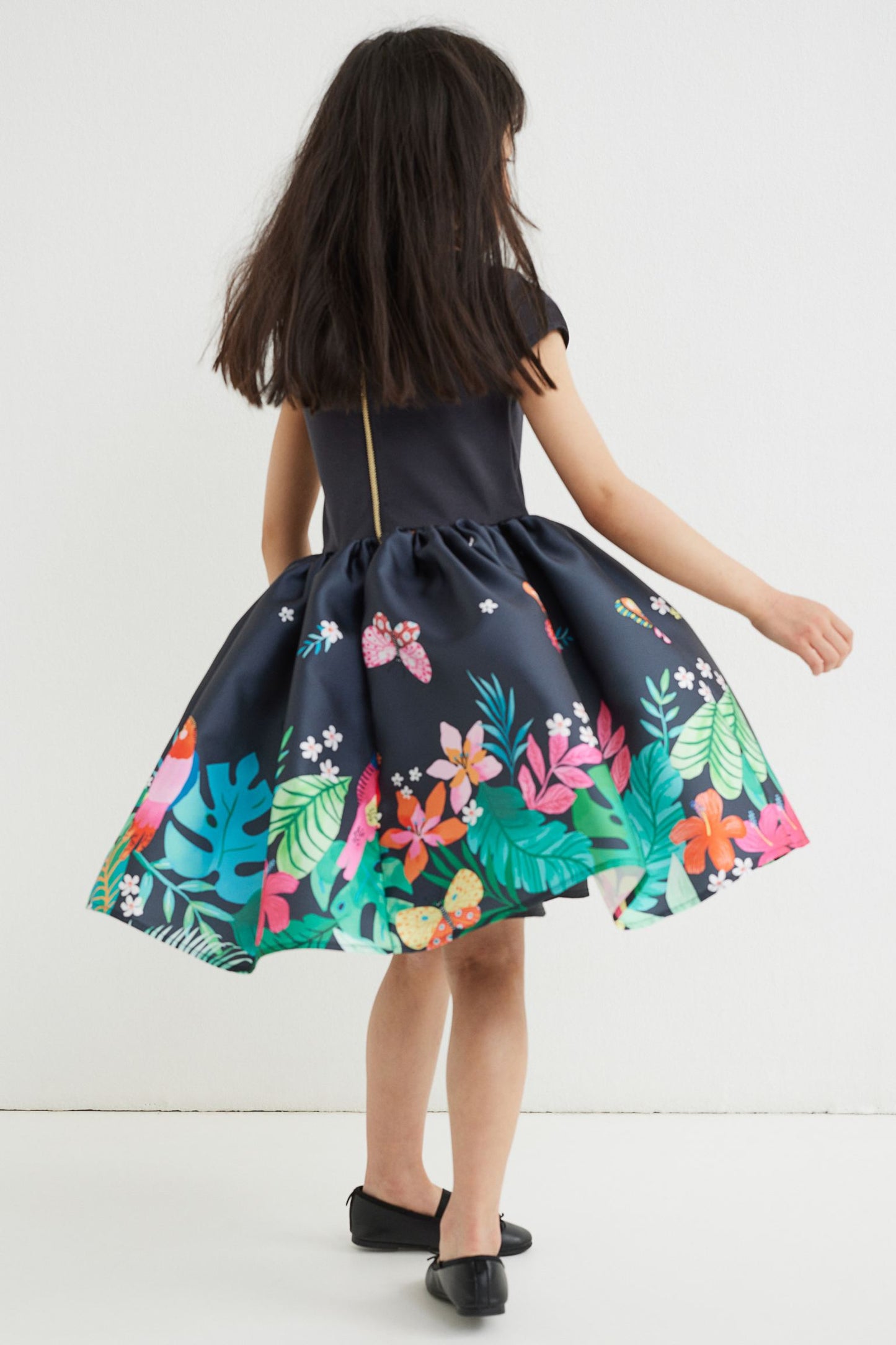 Vestido niña H&M  negro flores