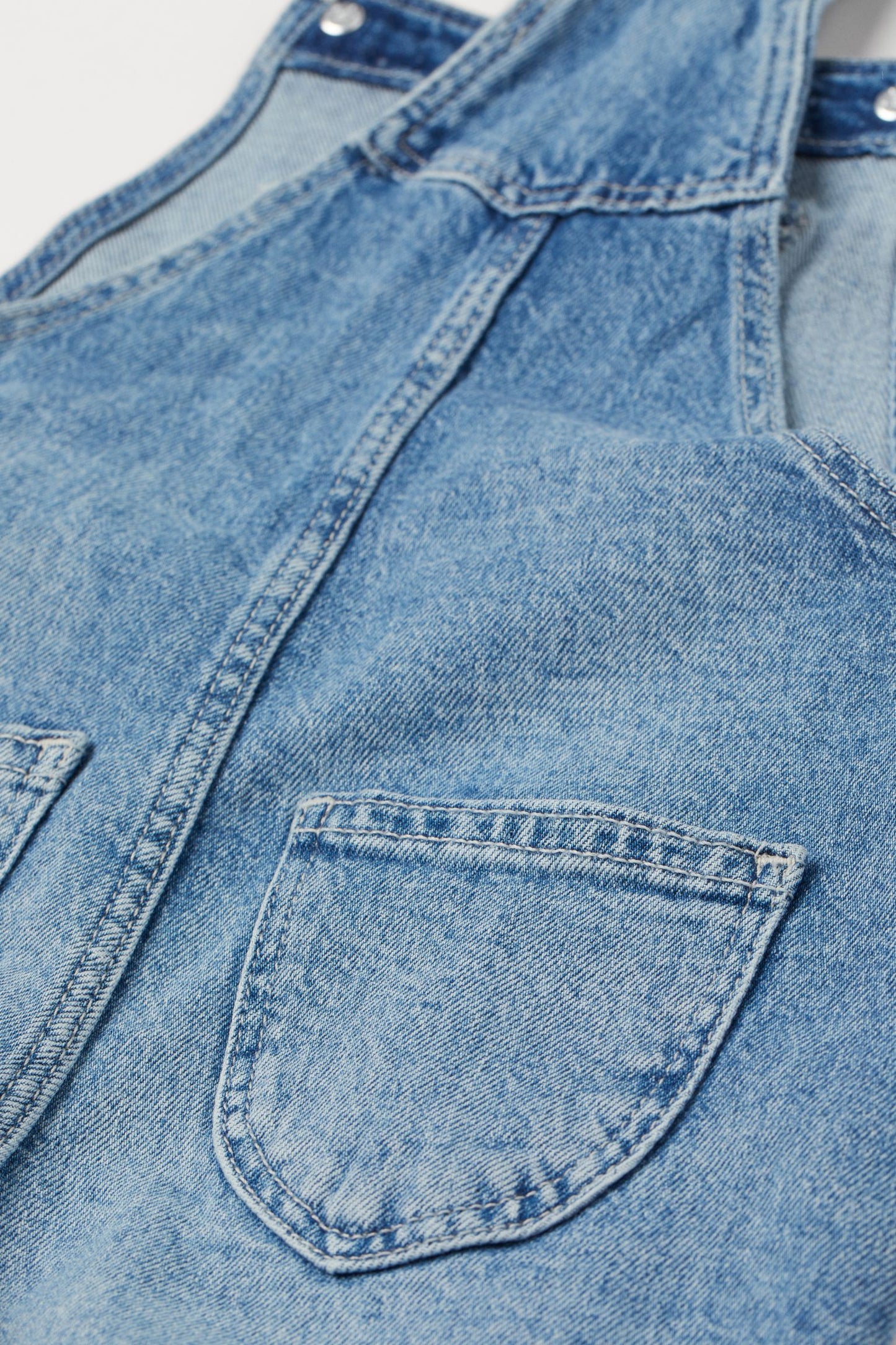 Overall shortall jeans niña H&M