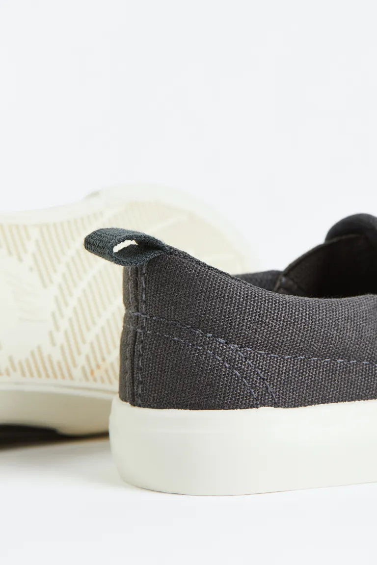Tenis sneakers H&M mickey disney niño