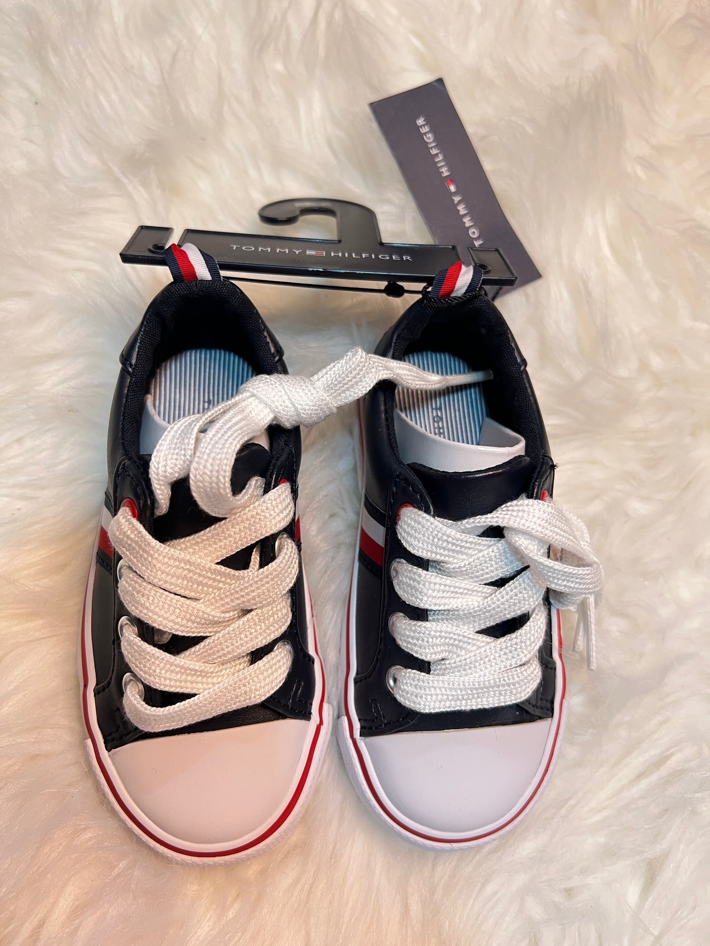 Tenis azules niño tommy